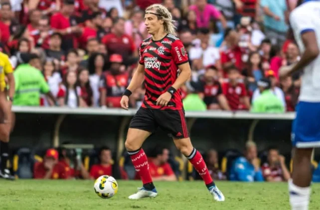 A possível saída de David Luiz do Flamengo tem movimentado os bastidores do futebol brasileiro