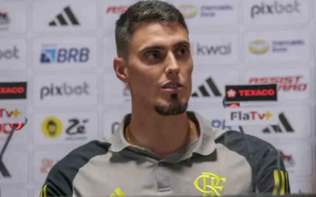 Matheus Bachi, filho de Tite e ex-auxiliar técnico do Flamengo, quebrou o silêncio nas redes sociais