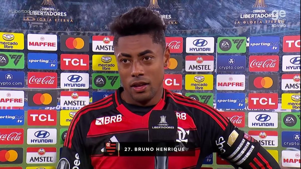 Bruno H. se emociona com classificação do Flamengo à final