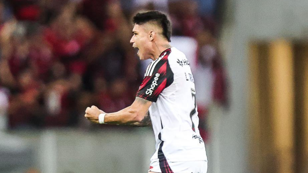 Flamengo atropela o Sport e seca o Palmeiras no Brasileirão