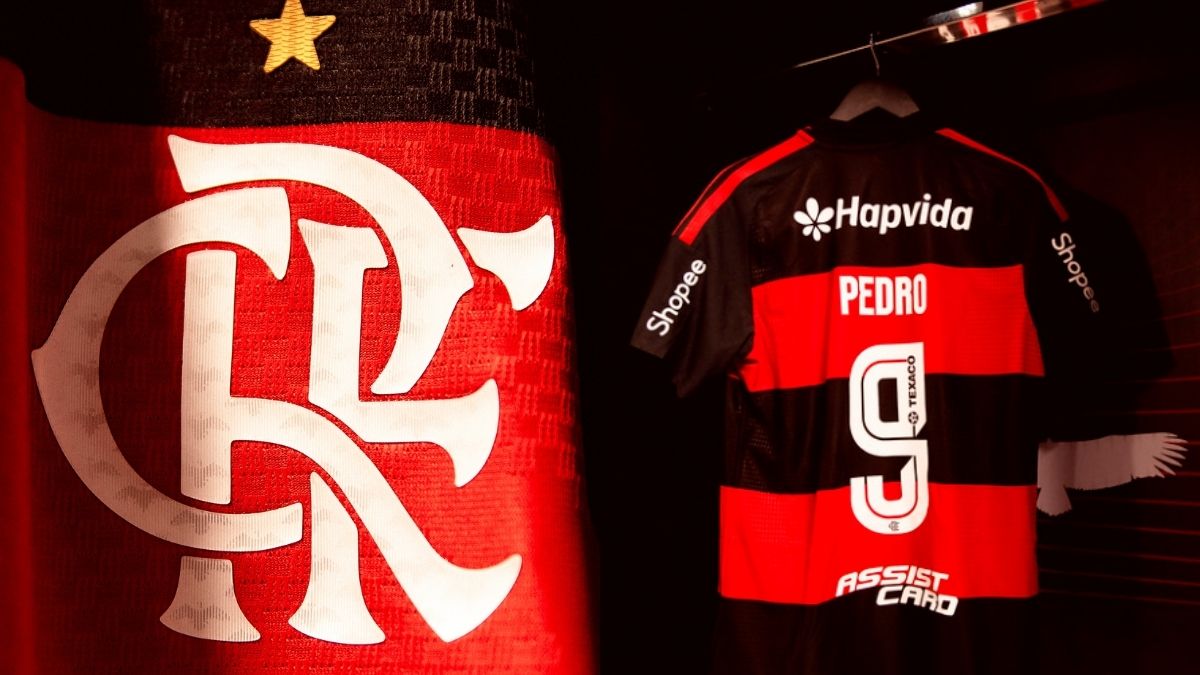 Flamengo terá mudança no uniforme para jogo contra o Fluminense
