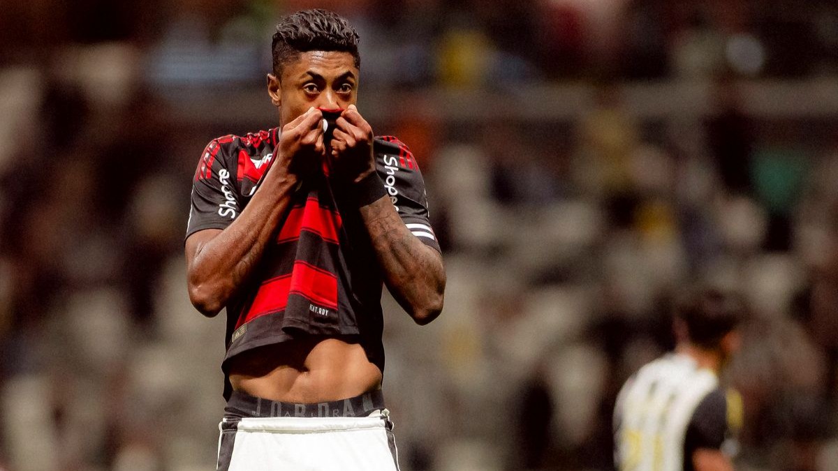 Flamengo e Bruno Henrique iniciam conversas por renovação