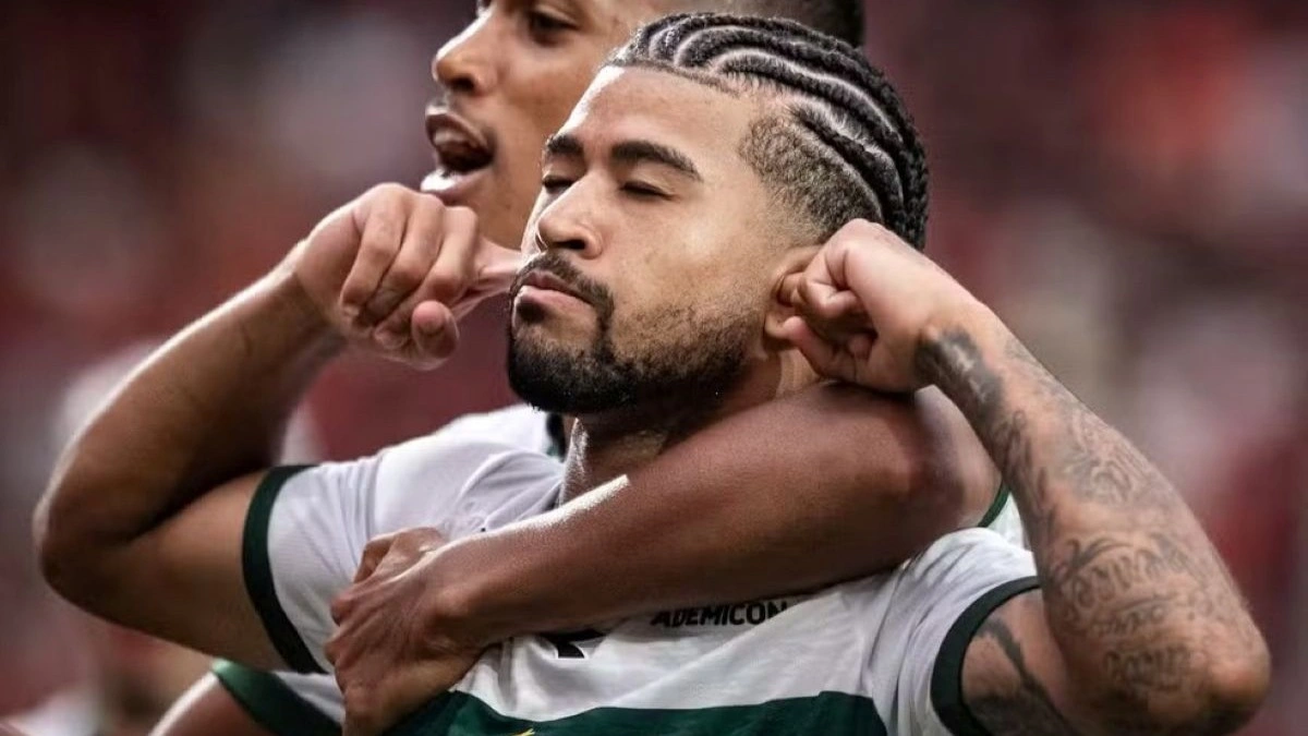 Flamengo busca contratação de atacante de time do Brasileirão