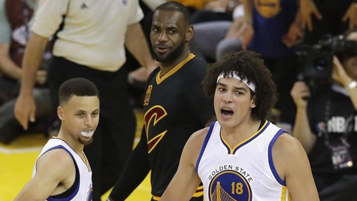 Lenda de time dos EUA, Varejão se derrete pelo Flamengo