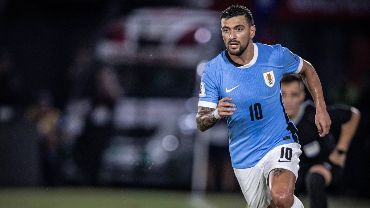 Treinador do Uruguai define futuro de Arrascaeta na Copa