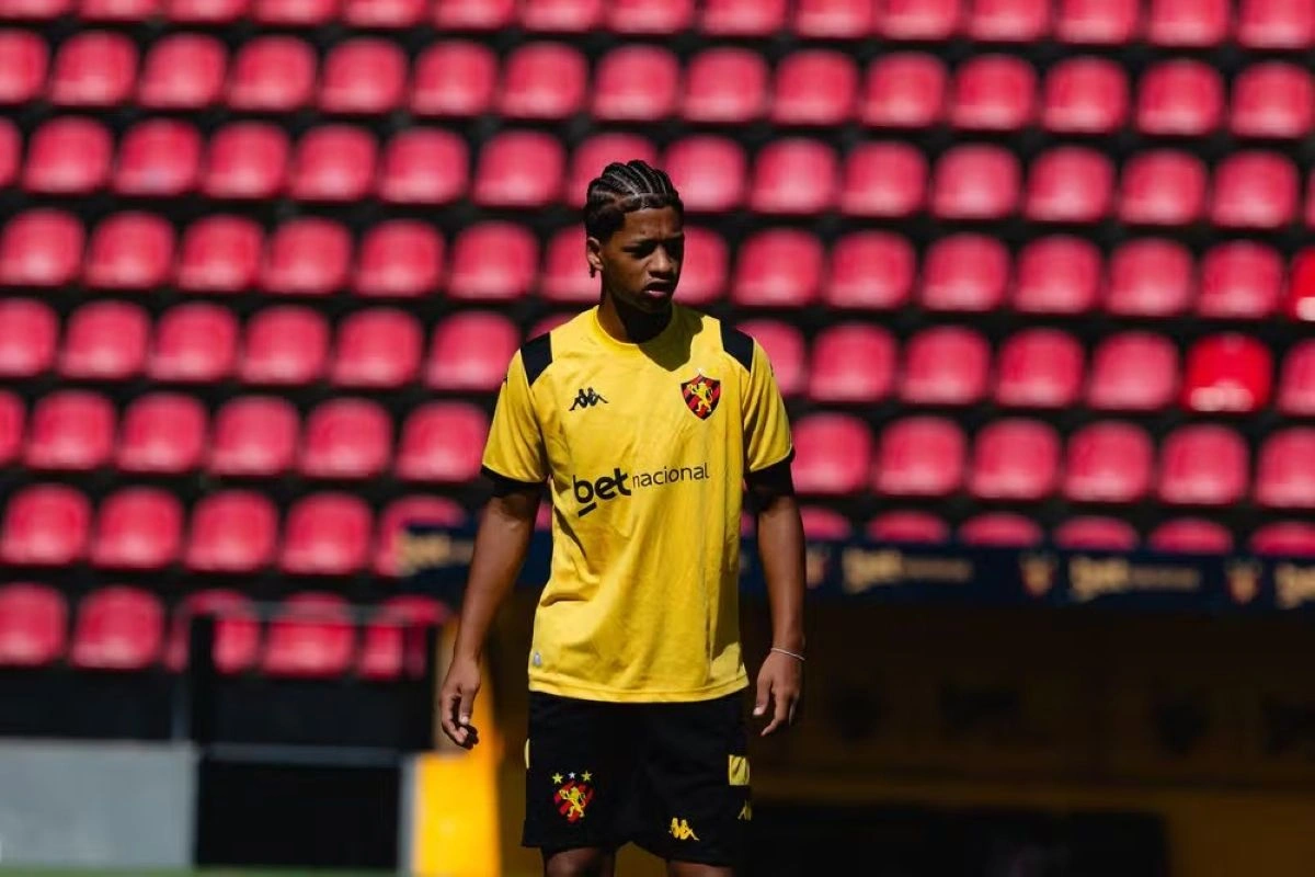 Cruzeiro encaminha contratação de Zé Lucas; Fla está na briga