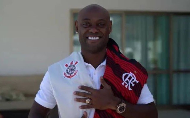 Corinthians se inspira no caso 'Love no Flamengo’ para dispensar Memphis