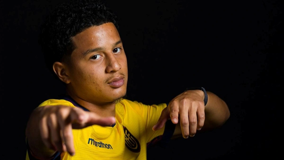 Flamengo negocia Anthony Valencia, do Antwerp