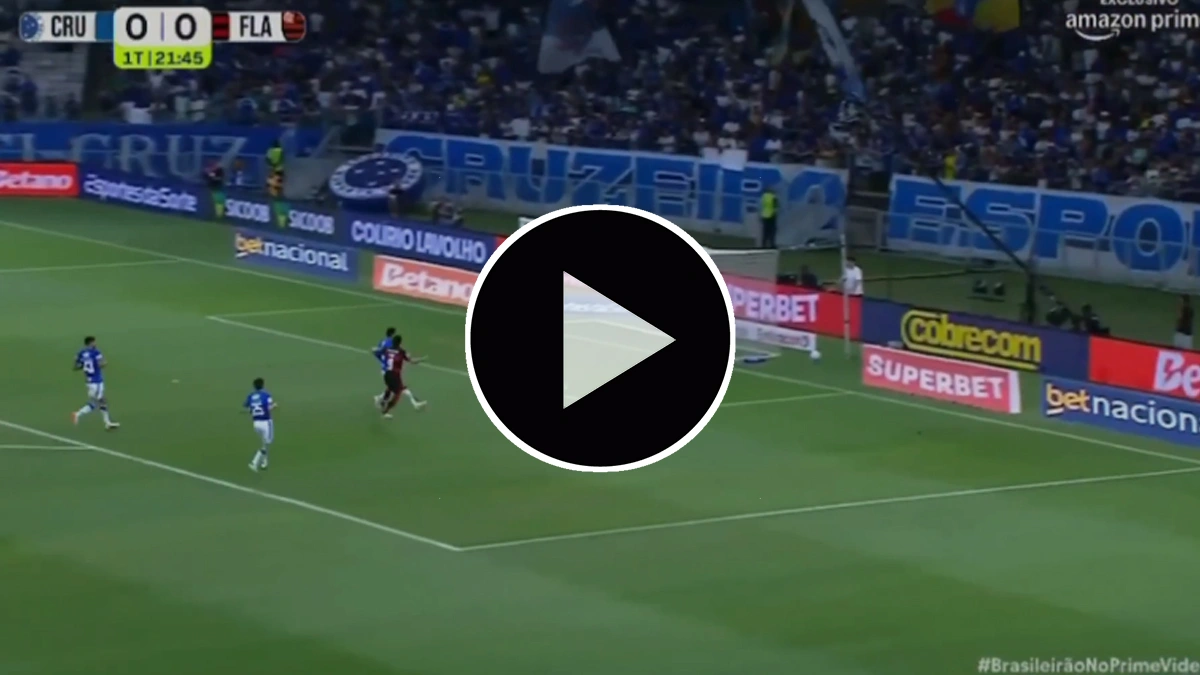 Pedro recebe de Arrascaeta e abre o placar contra o Cruzeiro