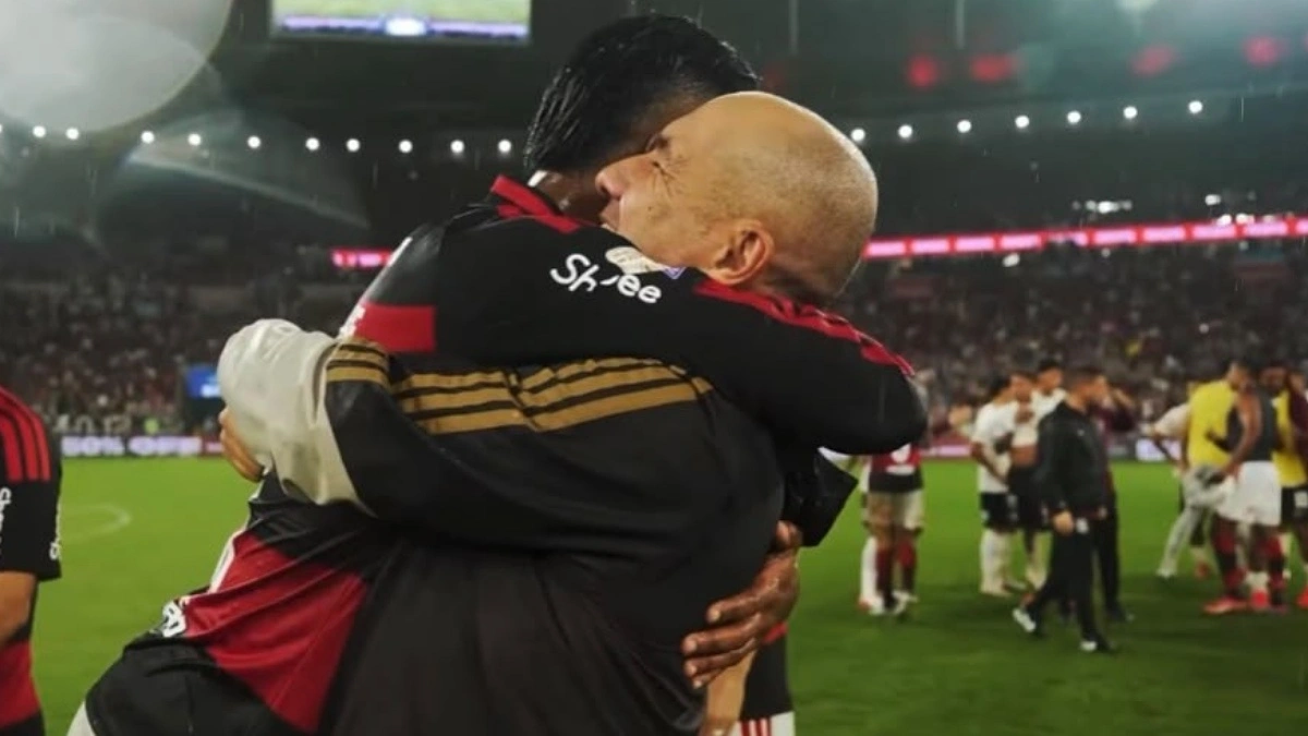 A atitude de Leonardo Jardim e jogadores com Bruno Henrique após jogo do Flamengo