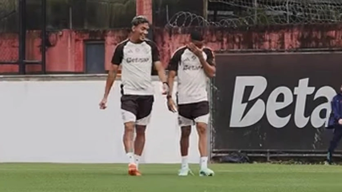 Atacante sobe para os profissionais e fica com vaga de Pedro no Flamengo