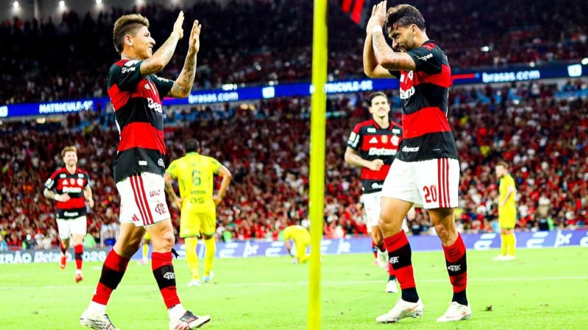 Carrascal é eleito 'Craque da Torcida' após vitória do Flamengo