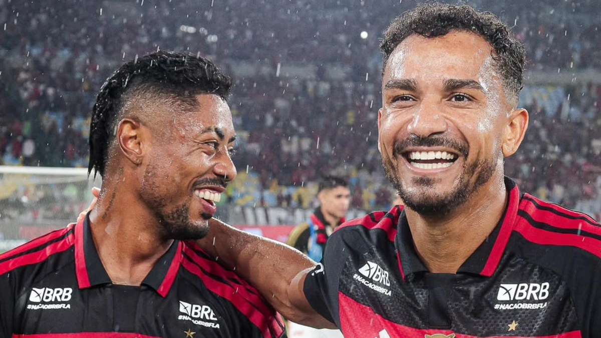 Danilo manda recado sobre a convivência com Bruno Henrique no Flamengo: "Ele é muito..."