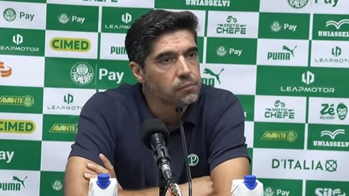 Abel Ferreira, do Palmeiras, desabafa sobre briga com o Flamengo pelo título do Brasileirão