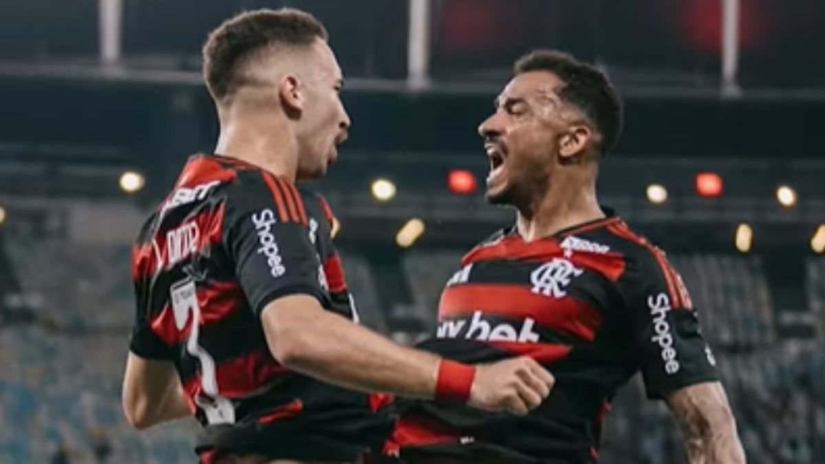 Danilo "dá" gol a Léo Ortiz após quase golaço do zagueiro