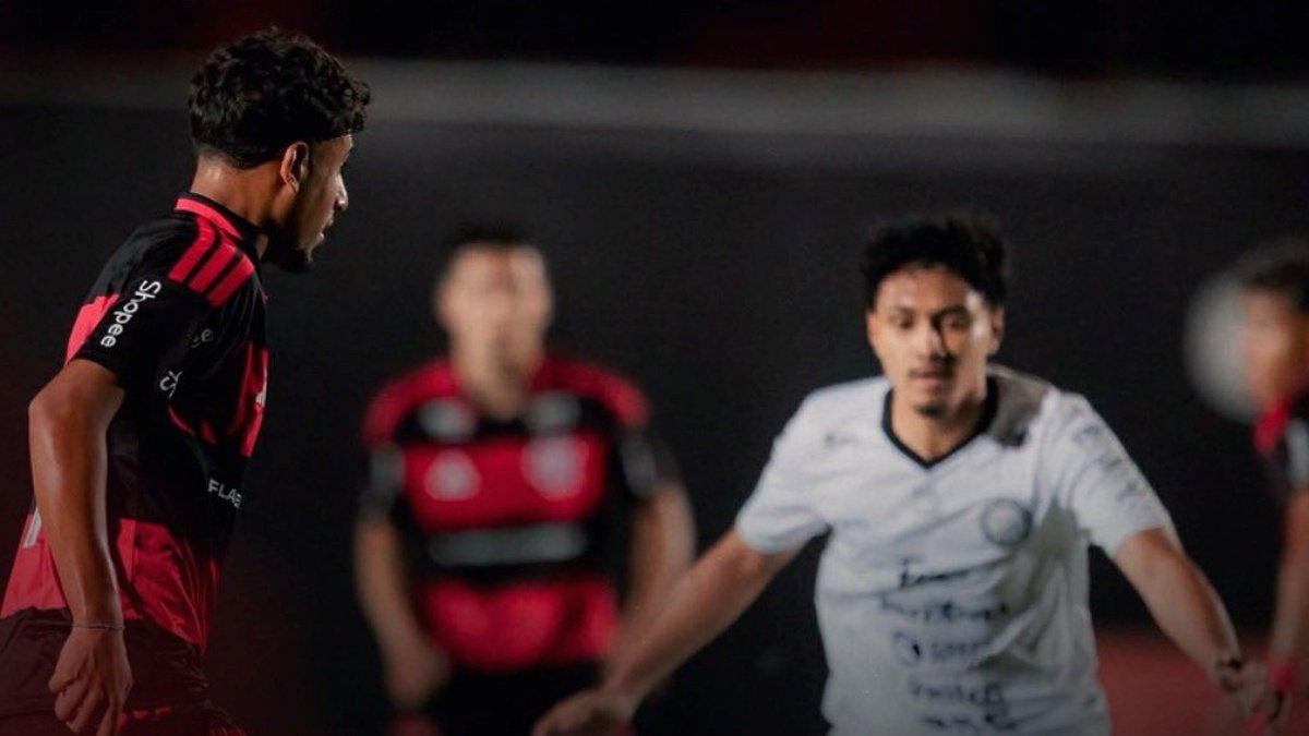 Flamengo empata com Operário e decide vaga para a semifinal da Copa do Brasil em casa