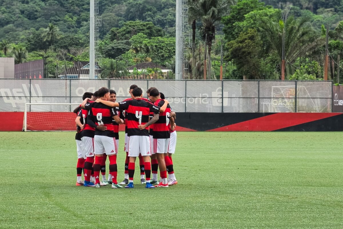Flamengo encara Vasco na semifinal do Carioca Sub-20