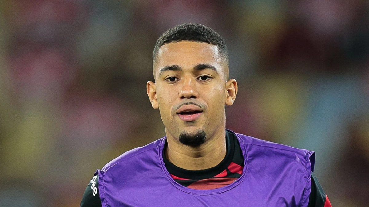 Flamengo recusa proposta de R$ 140 milhões por Samuel Lino