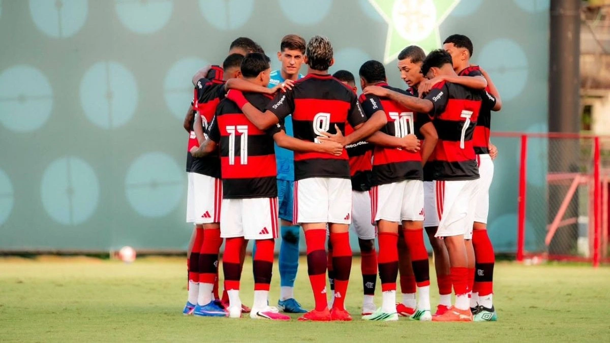 Flamengo vence Vasco e elimina o rival na Copa do Brasil