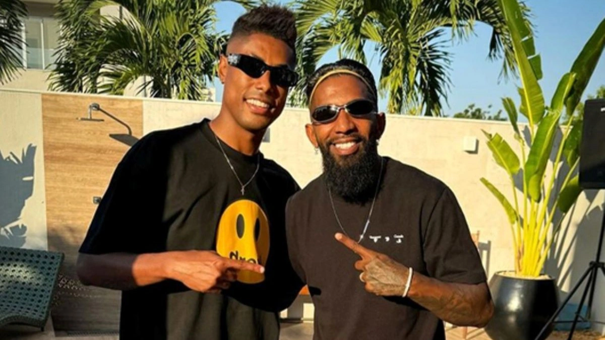 Rodinei vê "honra" em reencontro com o Fla e cita Bruno Henrique