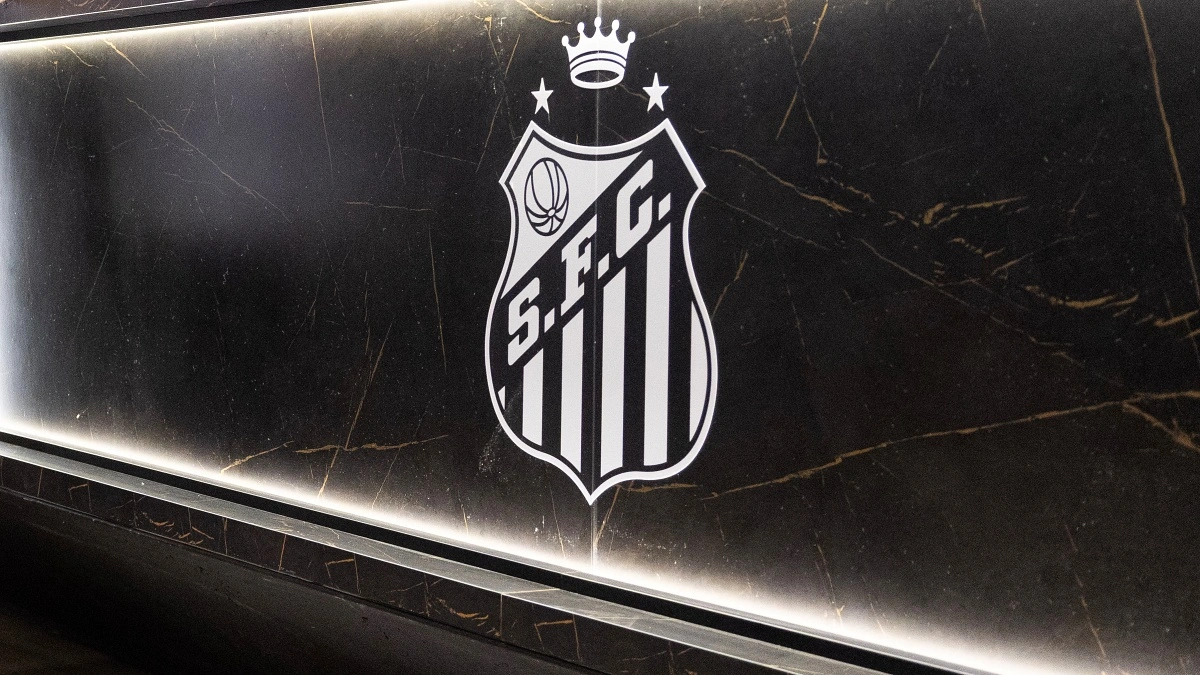 Santos fecha com patrocínio igual ao do Flamengo