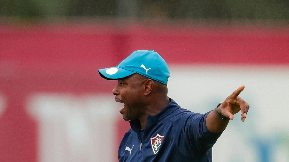Técnico do Fluminense explica estratégia definida para jogo contra o Flamengo, pelo Brasileirão