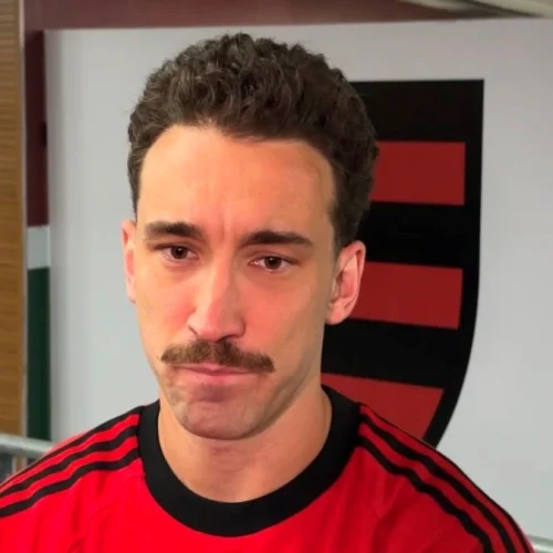 A explicação de Léo Ortiz sobre a 'blindagem' do elenco antes dos jogos do Flamengo