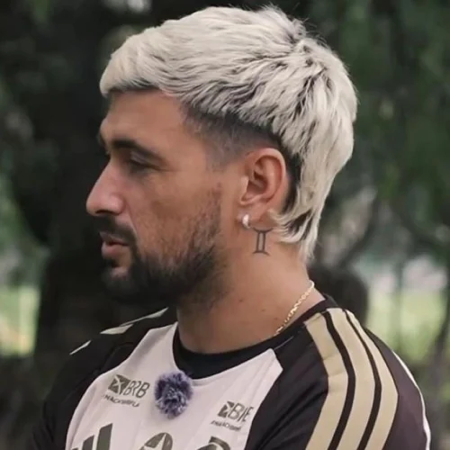 Arrascaeta se aproxima de feito histórico no Flamengo