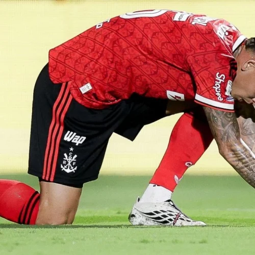 Carrascal se emociona após jogo do Flamengo