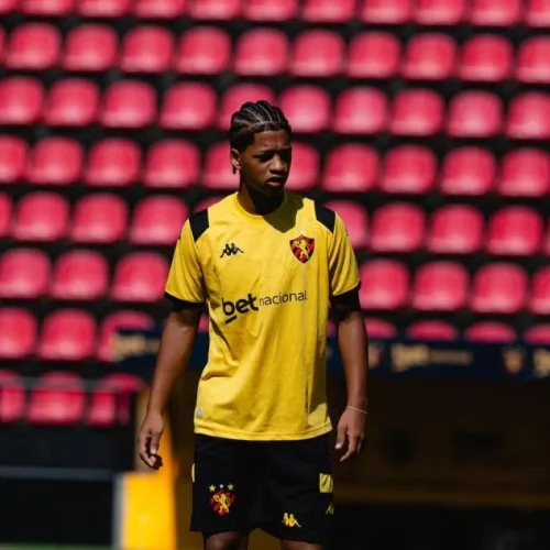 Cruzeiro encaminha contratação de Zé Lucas; Fla está na briga