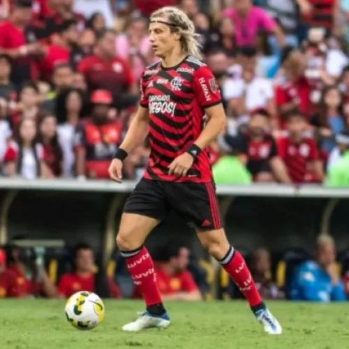 A possível saída de David Luiz do Flamengo tem movimentado os bastidores do futebol brasileiro