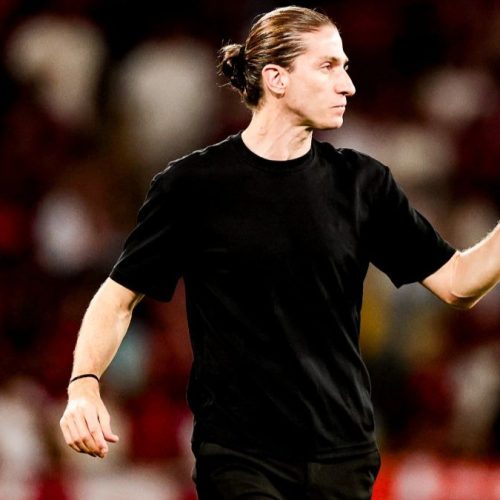 Filipe Luís compara jogo do Flamengo com ‘quase vexame’