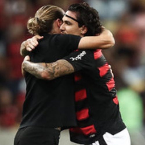 Filipe Luís esboça escalação para jogo do Flamengo x Palmeiras