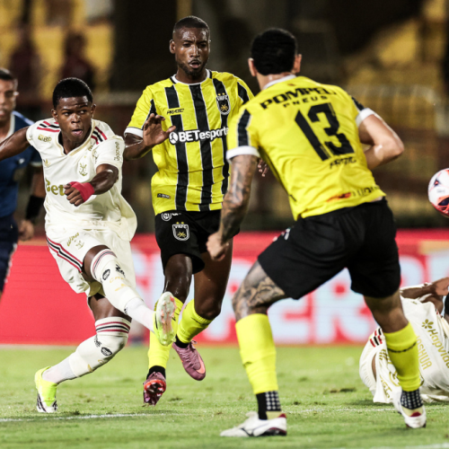 Fla é atropelado pelo Volta Redonda e se complica no Carioca