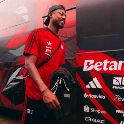 Flamengo embarca para Belo Horizonte