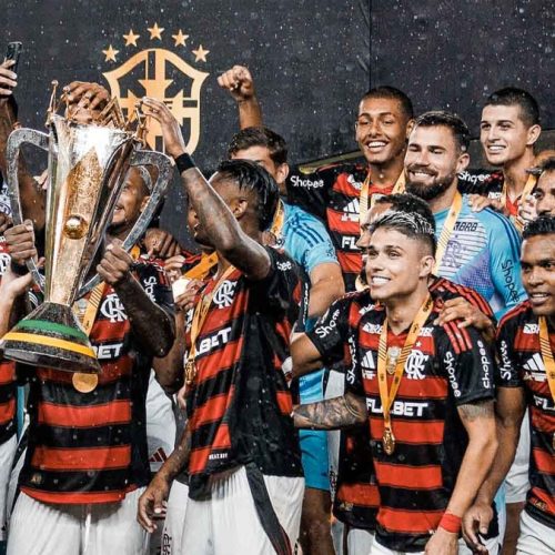 Flamengo esteve presente em quase todas as finais da Supercopa