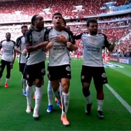 Flamengo perde para o Corinthians em jogo polêmico e é vice da Supercopa