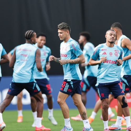 Flamengo treina com foco na final do Mundial contra o PSG