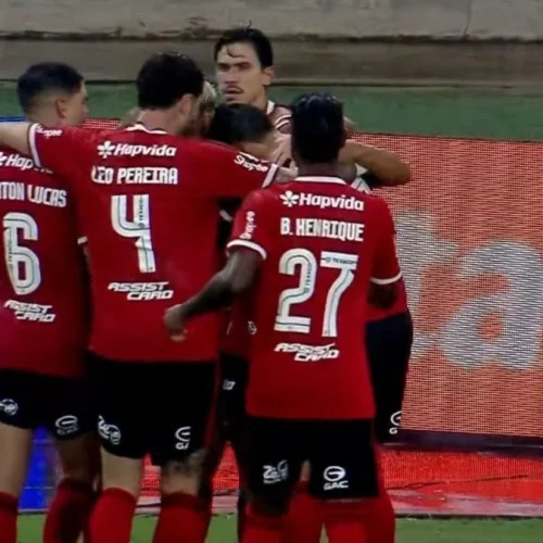 Flamengo vence Remo e pode terminar a rodada na liderança do Brasileirão