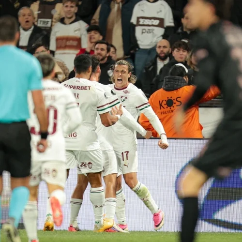 Fluminense é o 1° classificado para a semifinal da Libertadores; Flamengo está na disputa