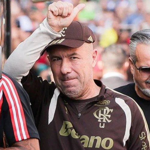 Jardim define time para jogo x Corinthians