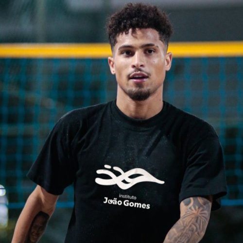 João Gomes lança projeto para ajudar crianças com dificuldade