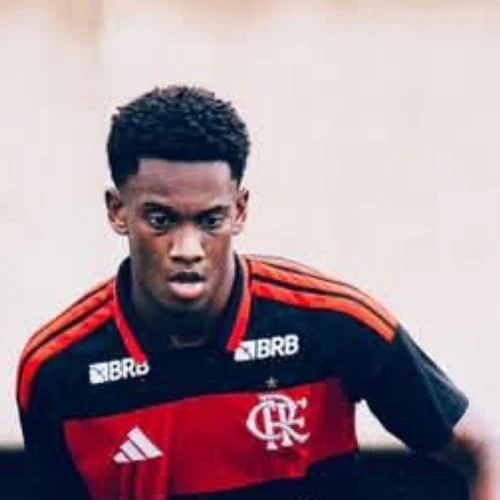 Jogador se apega em golaço para ajudar o Flamengo eliminar Corinthians em decisão no Brasileirão Sub-17