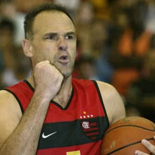 LUTO! Ídolo do Flamengo, Oscar Schmidt morre aos 68 anos