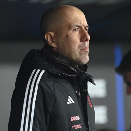 Leonardo Jardim defende batedores após eliminação do Flamengo