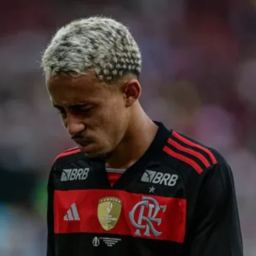 Matheus-Goncalves-se-envolve-em-polemica-512-320