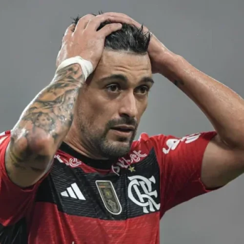 O Flamengo enfrentará o Fluminense nesta quinta-feira, às 20h, no Maracanã, pela 30ª rodada do Campeonato Brasileiro, com três baixas importantes