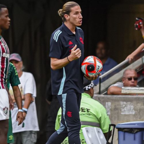 Palmeiras faz oferta milionária para Arias, alvo do Flamengo