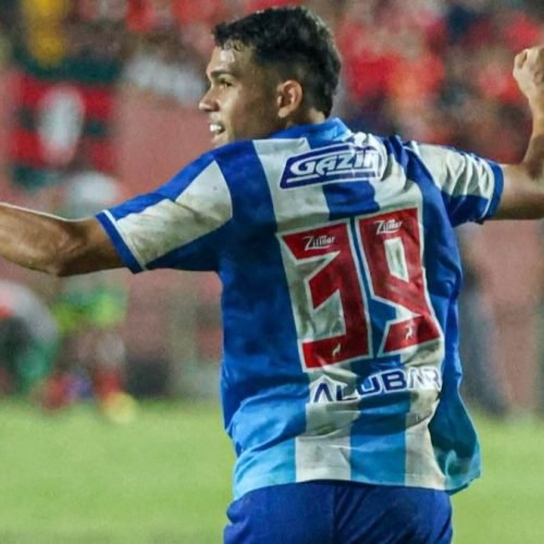 Pedro Henrique chega ao Rio e inicia adaptação ao Flamengo