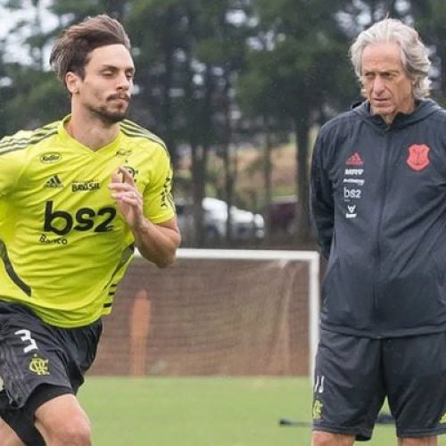Rodrigo Caio relembra 'briga' com Jorge Jesus no Flamengo